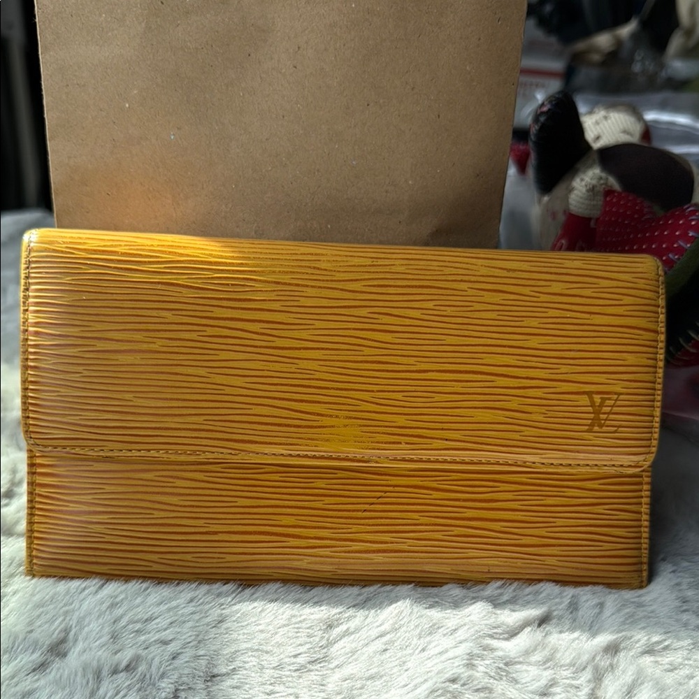 Louis Vuitton Yellow Epi Leather Clutch Wallet